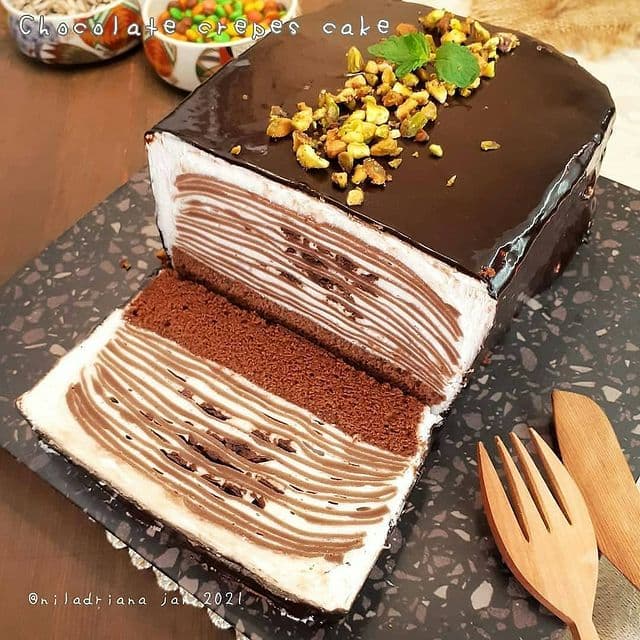 chocolate crepes cake