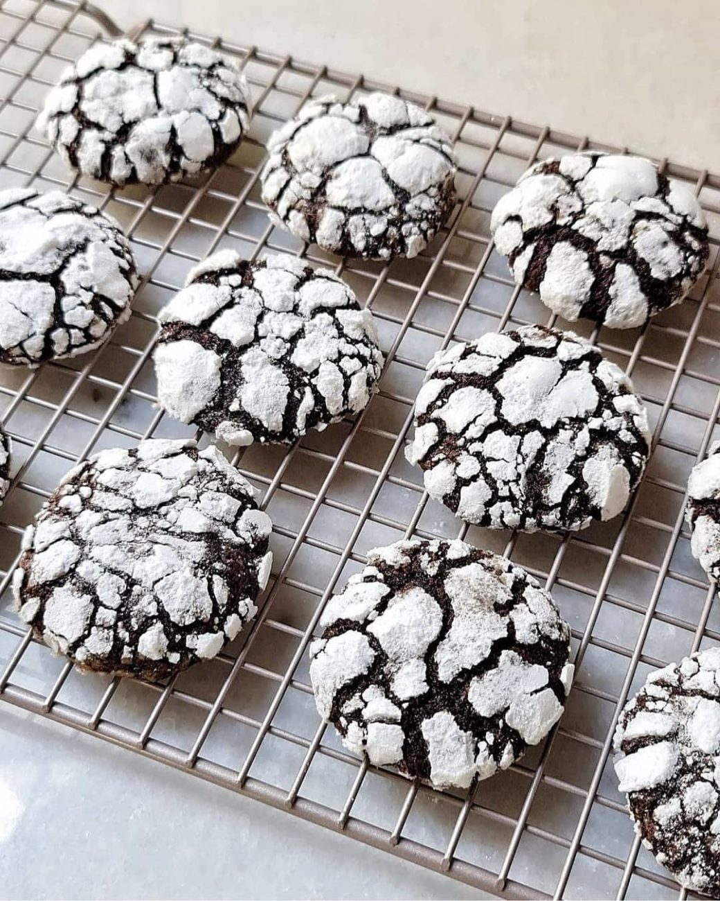 Resep Chocolate Crinkle Cookies